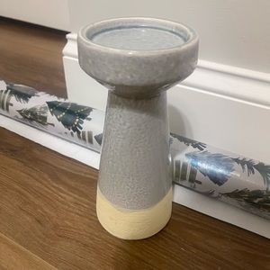 Candle holder